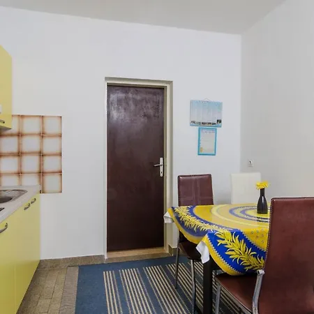 Apartmán One-bedroom In Iv *
