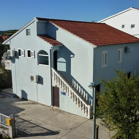 One-bedroom In Iv * Orebić