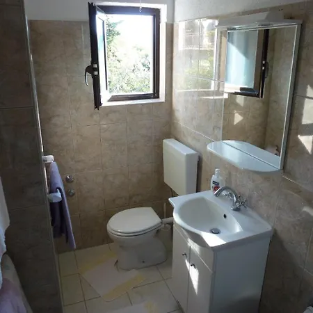 Apartman One-bedroom In Iv